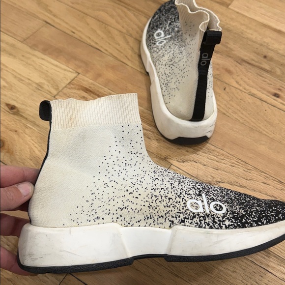 ALO Black and White Speckled Sock Sneakers size 8 - Picture 6 of 9